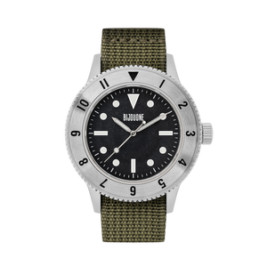 C01 Watch, Brushed Silver Case, Black Dial, Sapphire Crystal Glass, Luminous, Nylon Strap - BIJOUONE