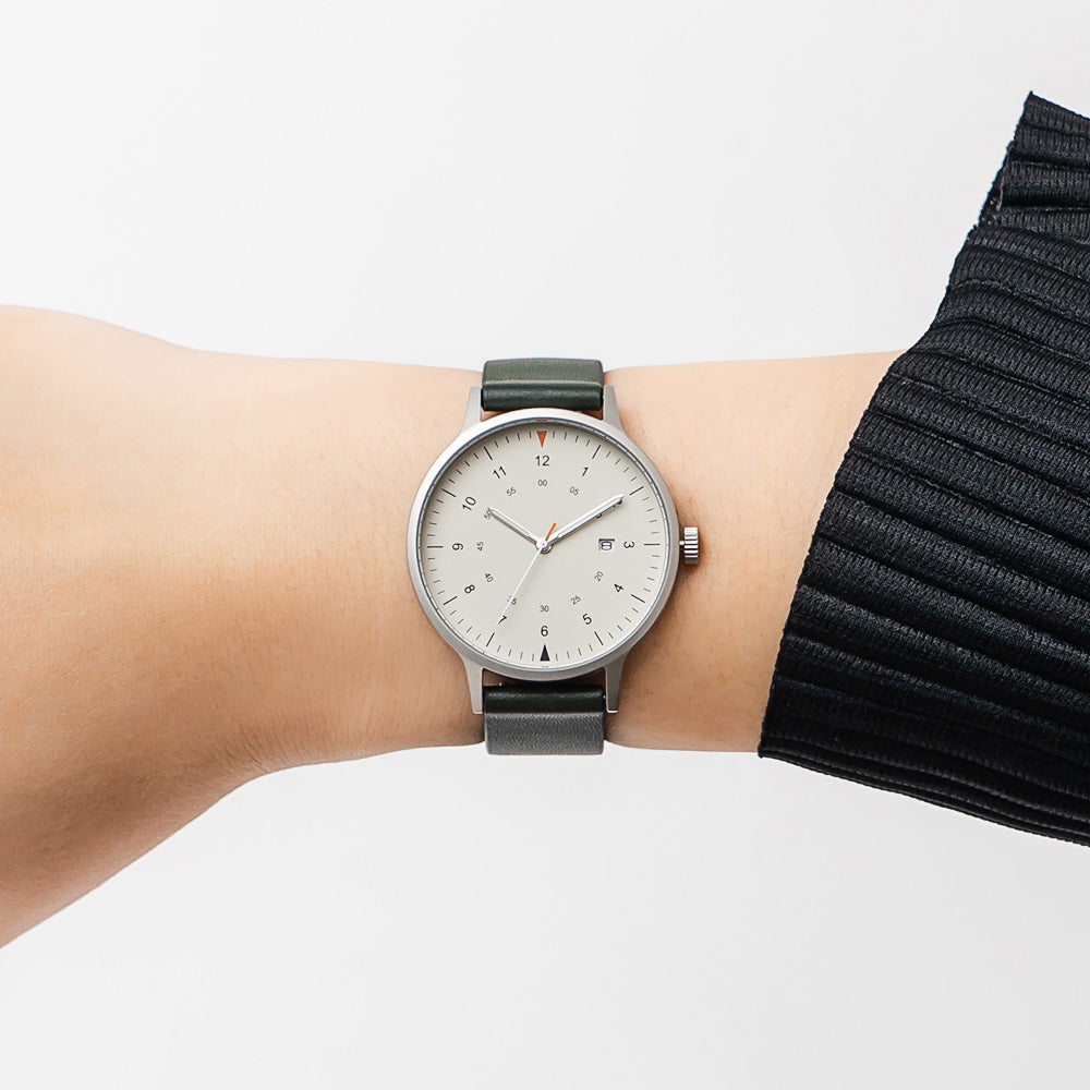 B70 Watch, Silver Case, Beige Dial, Calendar, Luminous, Leather Strap - Green