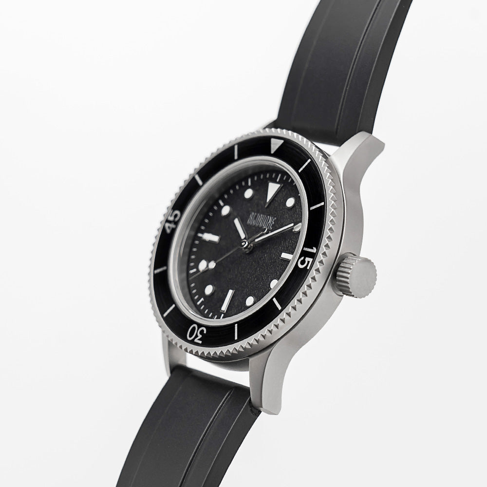 C01 Watch, Matte Silver Case, Black Dial, Sapphire Crystal Glass, Luminous, Rubber Strap