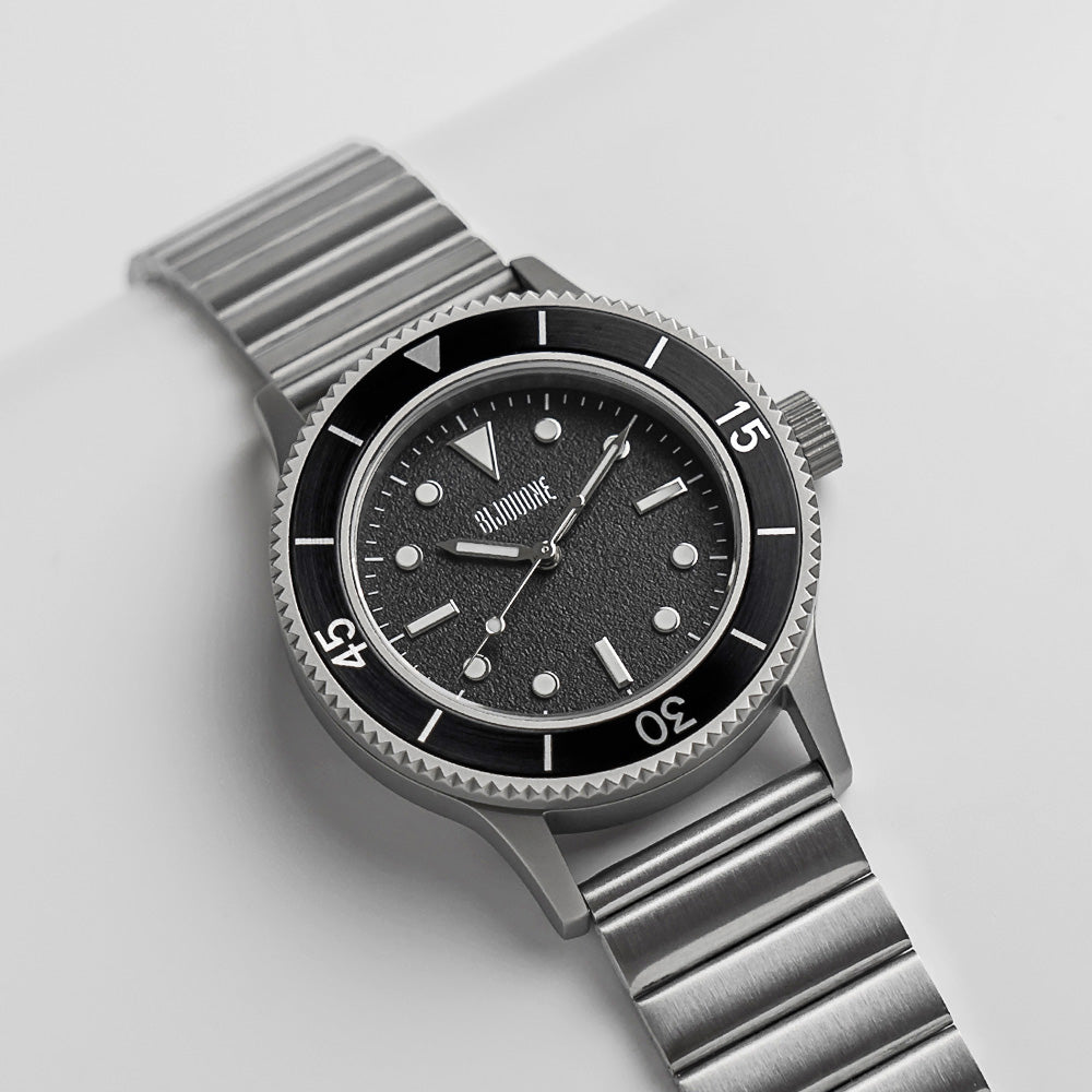 C01 Watch, Matte Silver Case, Black Dial, Sapphire Crystal Glass, Luminous, Stainless Steel Strap