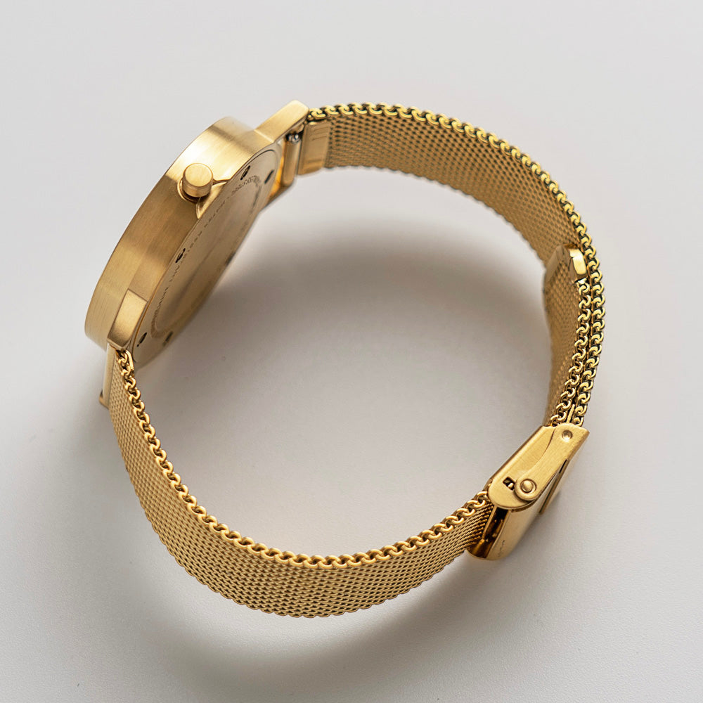 B001 Watch, Gold Case, Off White Dial, Gold Stainless Steel Mesh Strap