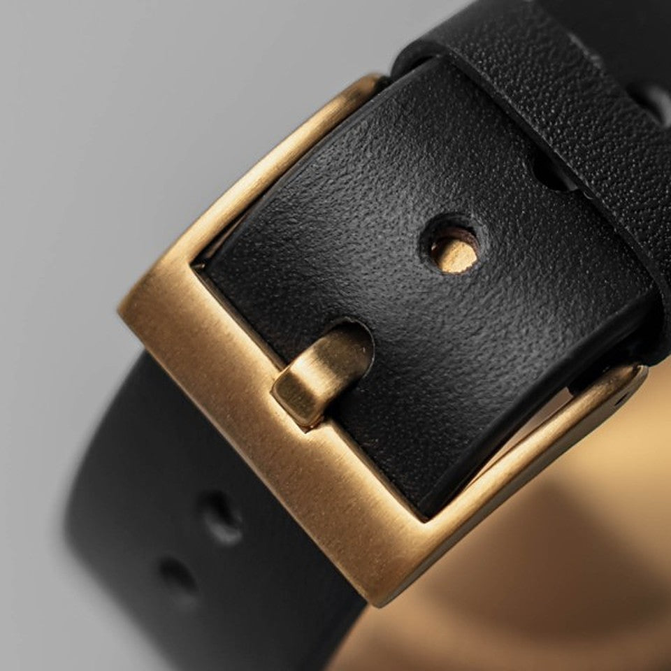 B001 gold buckle detail