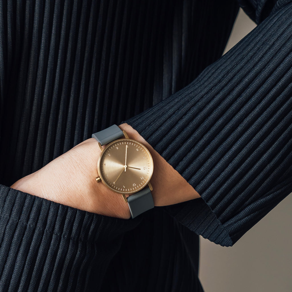 B60 Watch, Gold Case, Gold Dial, Rubber Strap - 0003-Gray