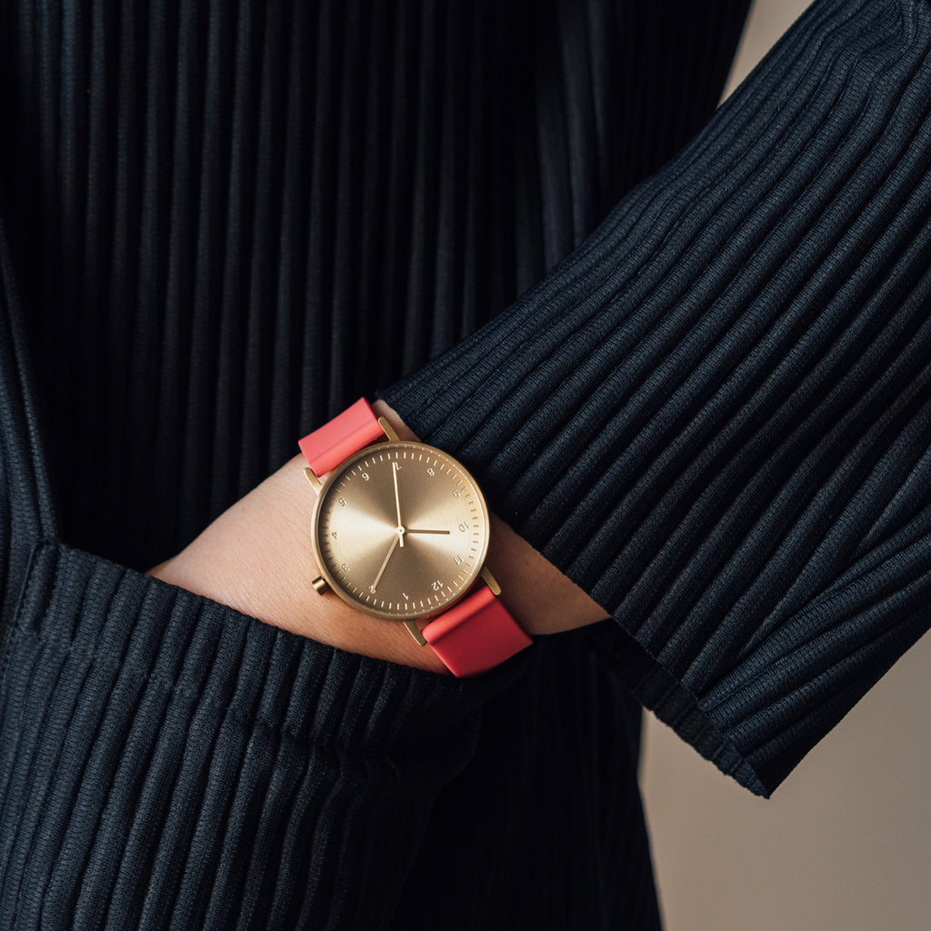 B60 Watch, Gold Case, Gold Dial, Rubber Strap - 0021-Red