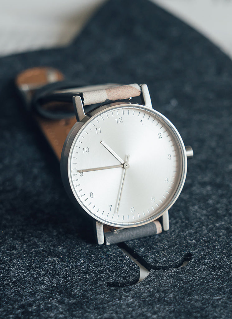 B60 Watch, Silver Case, silver Dial, Leather Strap - Camouflage Khaki