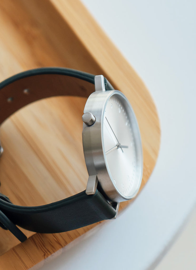 B60 Watch, Silver Case, silver Dial, Leather Strap - Green