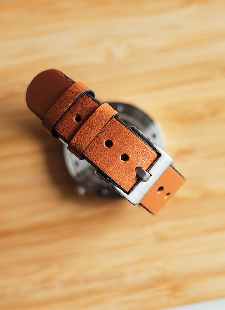 B60 Watch, Silver Case, silver Dial, Leather Strap - Tan