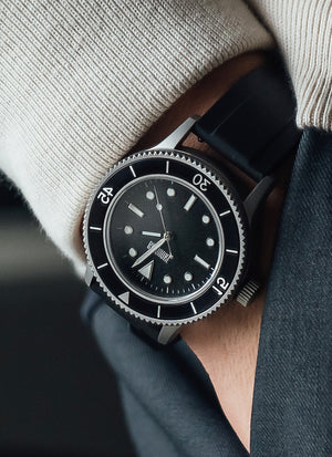 C01 Watch, Matte Silver Case, Black Dial, Sapphire Crystal Glass, Luminous, Fluoroelastomer Strap