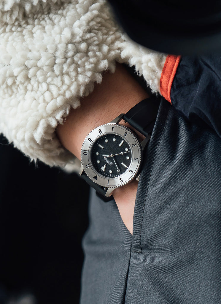 C01 Watch, Brushed Silver Case, Black Dial, Sapphire Crystal Glass, Luminous, Rubber Strap