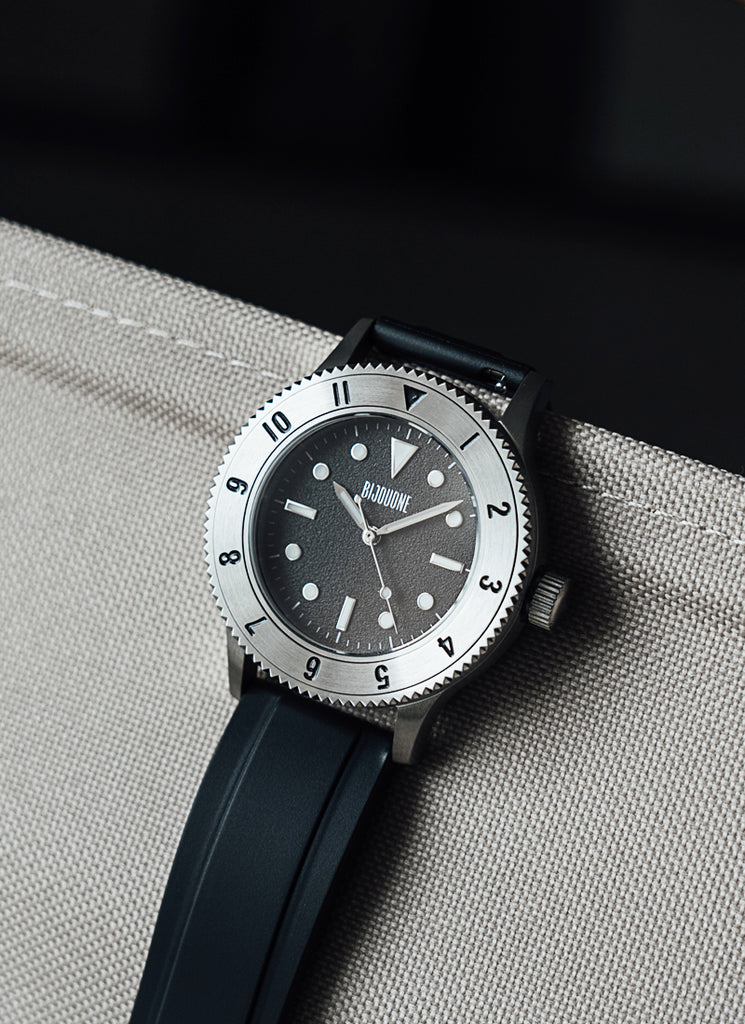 C01 Watch, Brushed Silver Case, Black Dial, Sapphire Crystal Glass, Luminous, Rubber Strap