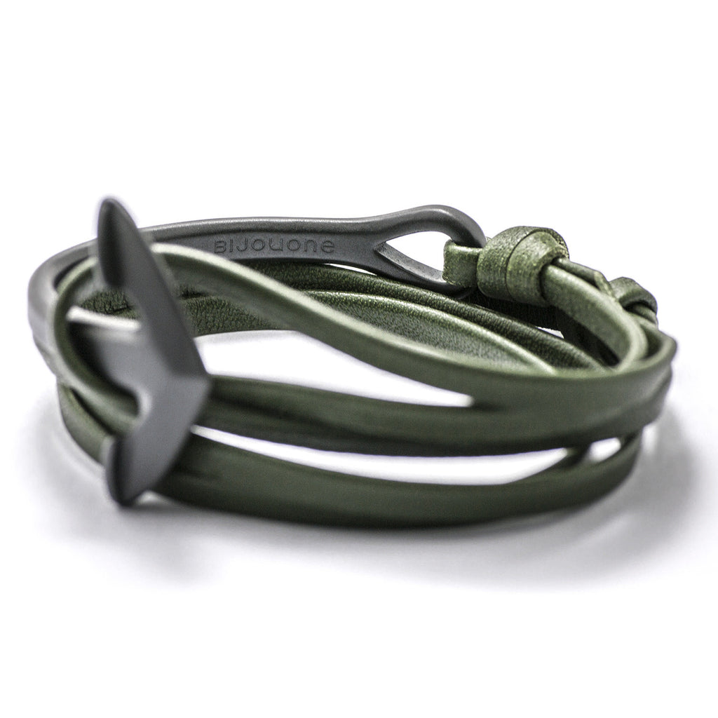 Matte Black Anchor Half-cuff On Hunter Green Leather Bracelet - BIJOUONE